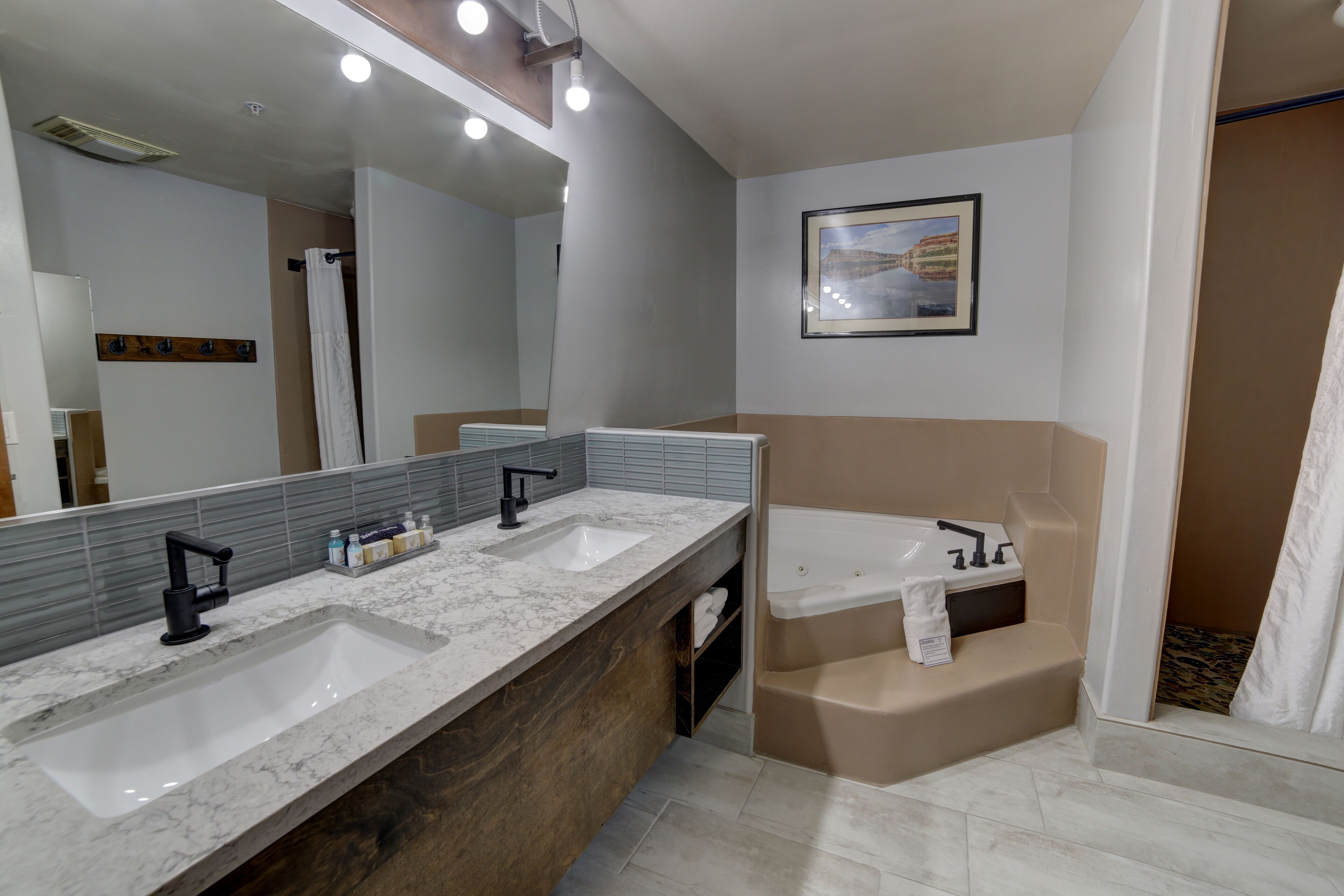 studio suite | bathroom | free toiletries, hair dryer, towels, soap