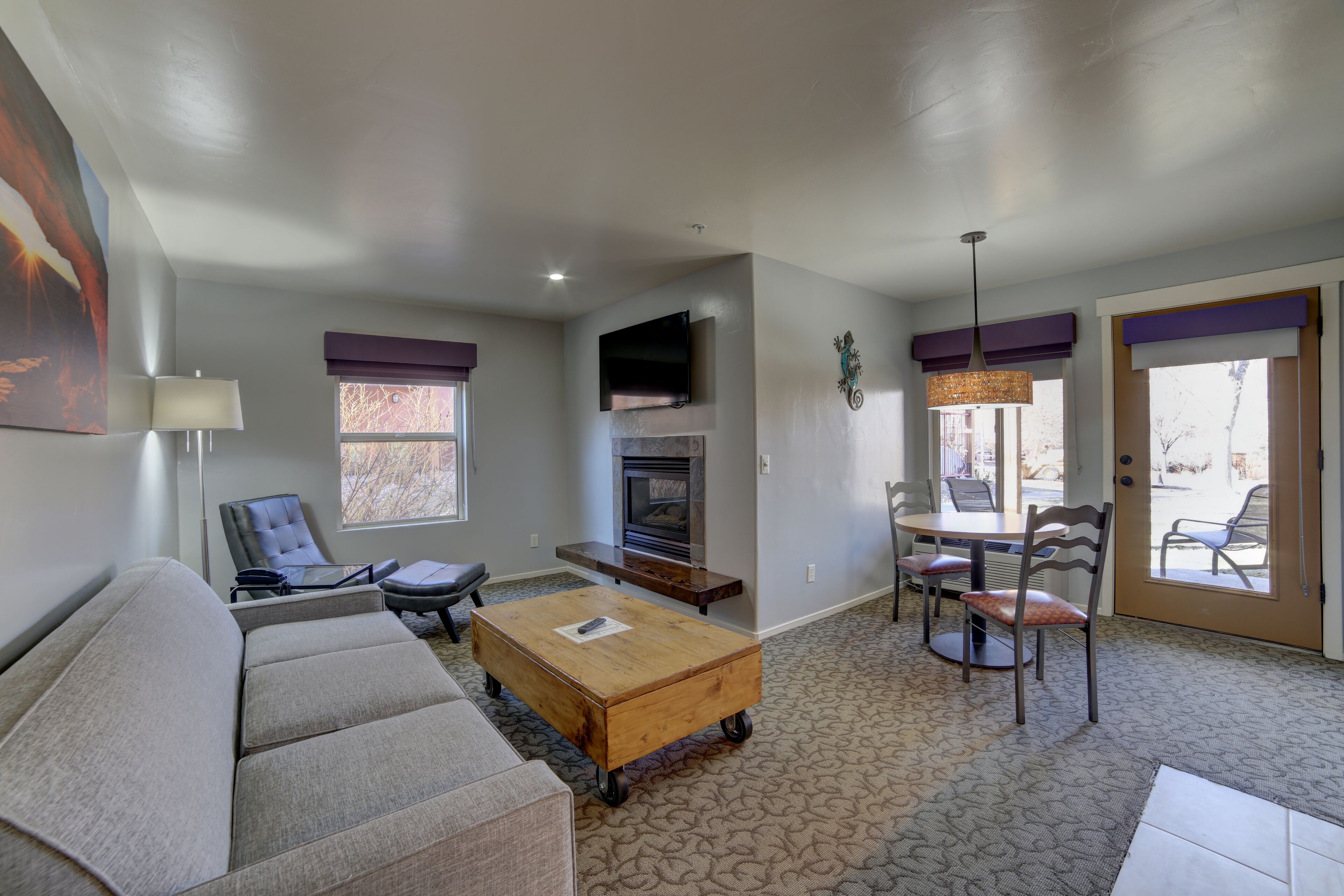 Photo - The Gonzo Inn