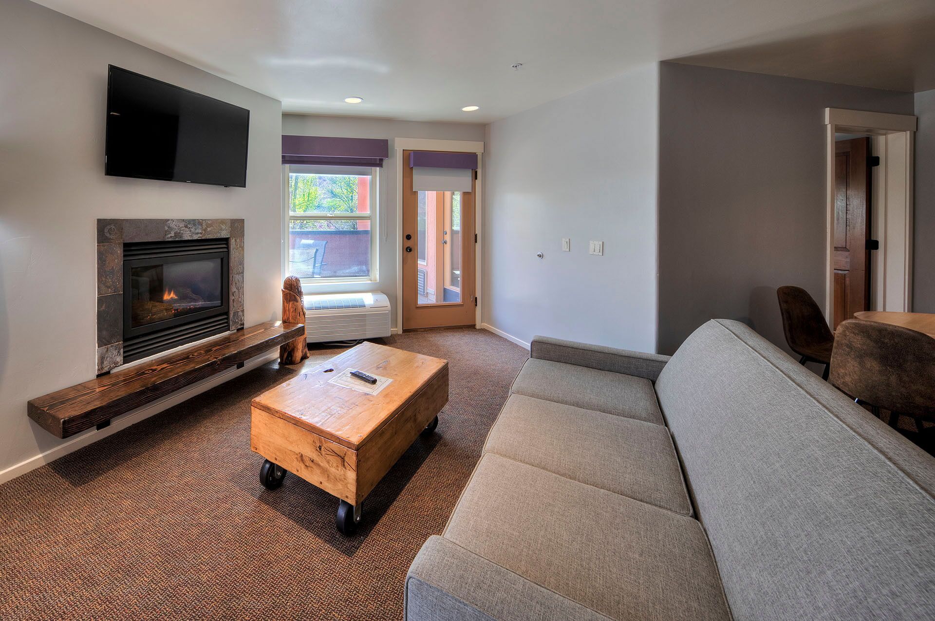 deluxe penthouse | television