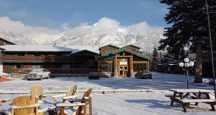 Rundle Mountain Lodge