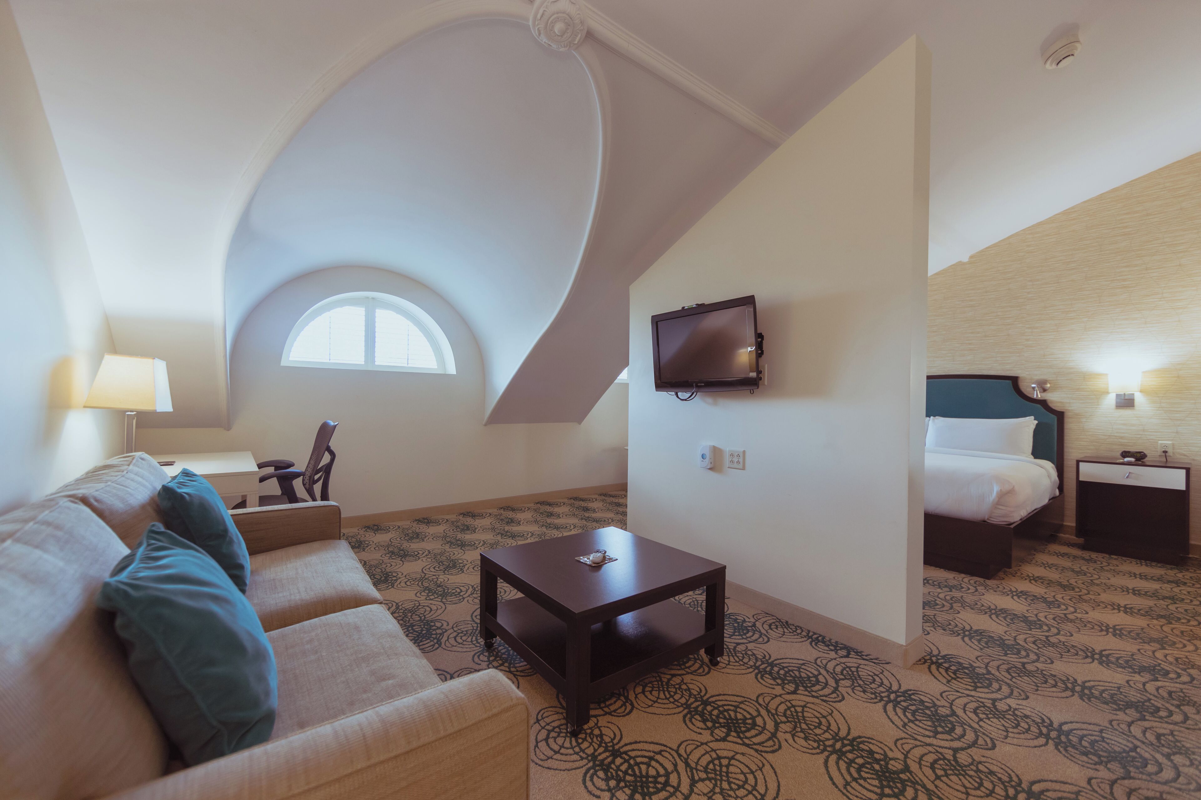 junior suite, 1 king bed, non smoking | premium bedding, in-room safe, individually decorated