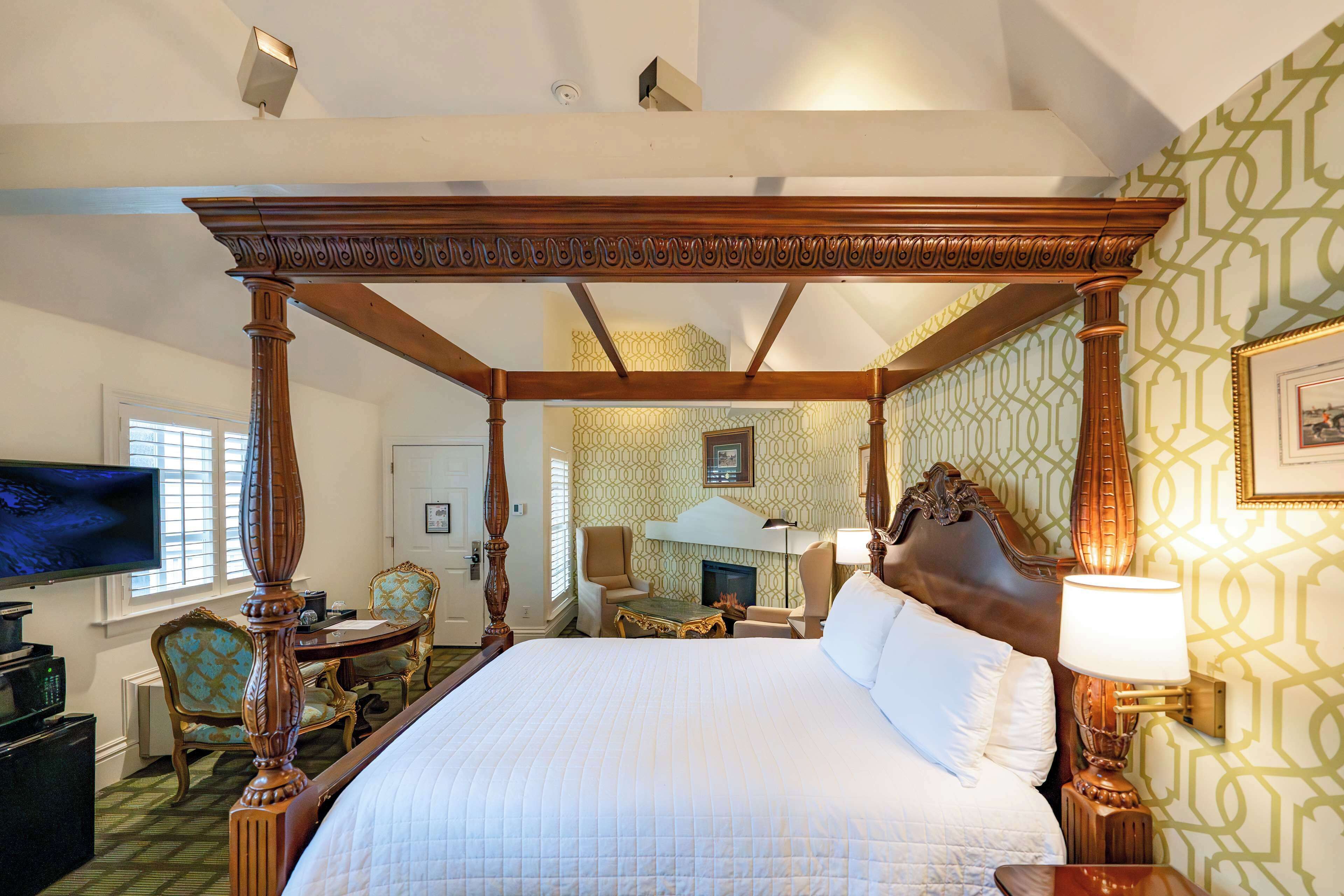 1 chambre, literie de qualité, lit avec matelas à plateau-coussin