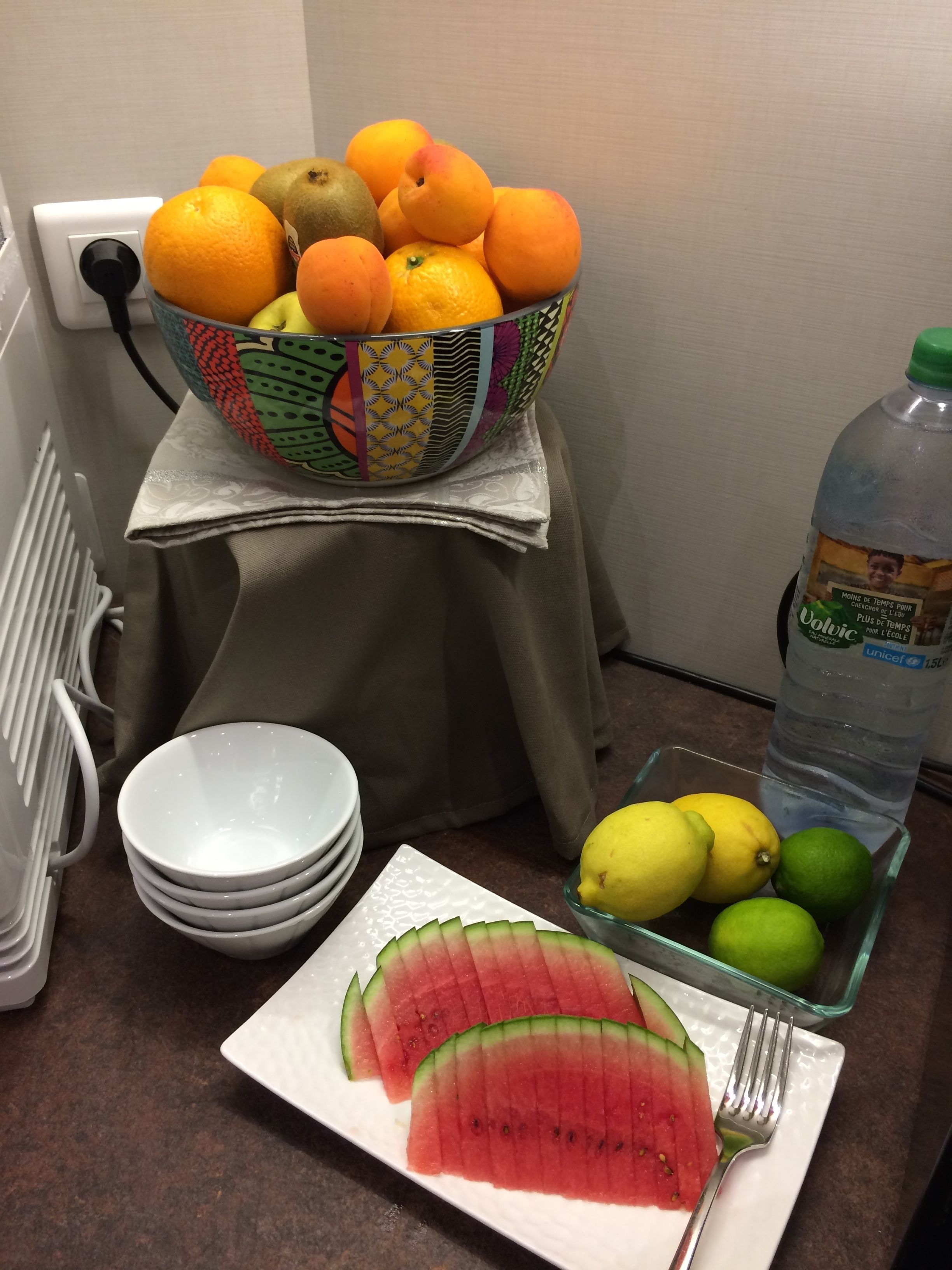 每日供应自助式早餐（每人 EUR 12.5）