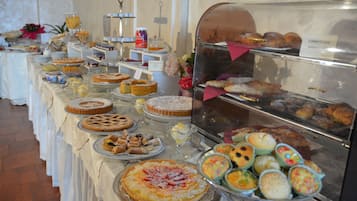 Desayuno buffet incluido todos los días