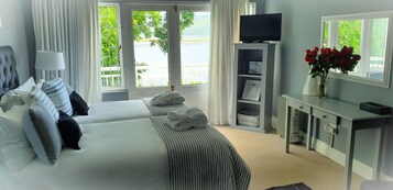 Egyptian cotton sheets, premium bedding, down duvets, pillow-top beds