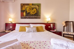 1 chambre, literie de qualité supérieure, décoration personnalisée
