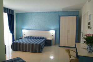 Draps italiens Frette, matelas Select Comfort, minibar