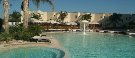 Outdoor pool, pool loungers