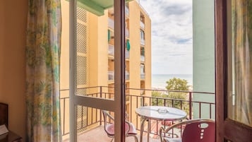 1 habitación, caja de seguridad en la habitación y cunas gratuitas