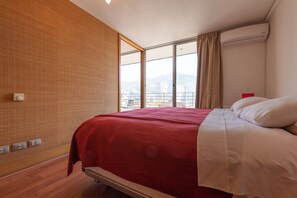 公寓, 2 间卧室 | 高档床上用品、客房内保险箱、特色装修、特色家居