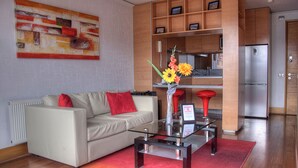 Appartement supérieur, 1 chambre | Salle de séjour