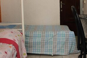 Tabla de planchar con plancha, camas extra y wifi gratis 