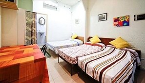 アイロン / アイロン台、可動式ベッド、WiFi (無料)