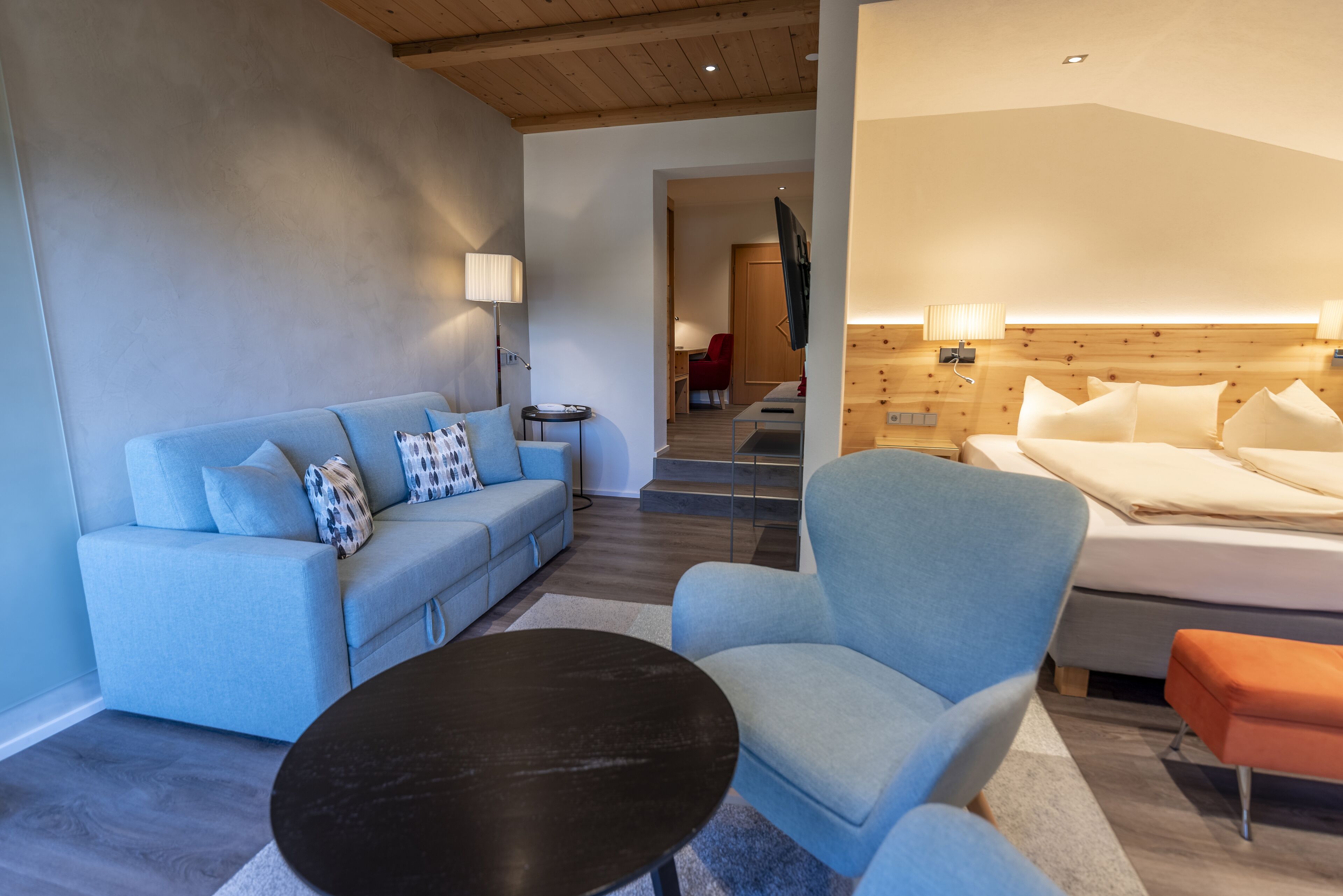 superior suite, 1 bedroom, balcony | 1 bedroom, egyptian cotton sheets, down duvets, in-room safe