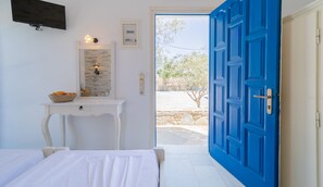 Standard Double Room | Premium bedding, pillowtop beds, soundproofing, free cribs/infant beds