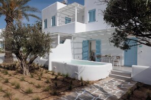 Living Suite with Heated Plunge Pool | 高級寢具、舒適加層、隔音、免費搖籃/嬰兒床