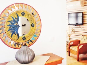 Milto's Apartment | Living area | TV - Villa Markos (Santorini)