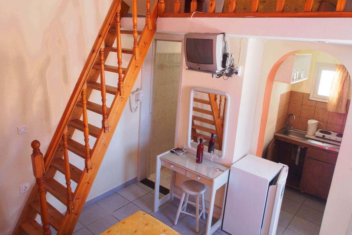Maisonette | Zimmersafe, Bügeleisen/Bügelbrett, kostenloses WLAN, Bettwäsche