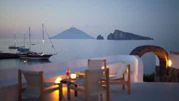 Bar (in der Unterkunft)