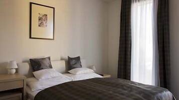 Literie de qualité supérieure, couette en duvet d'oie, minibar