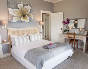 2 x Executive Queen En-Suite Rooms (6) | Egyptian cotton sheets, premium bedding, down duvets, in-room safe