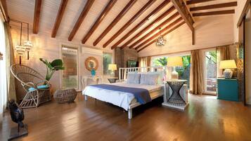 Deluxe Bungalow | 1 bedroom, minibar, in-room safe, free cribs/infant beds