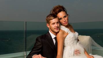 Couples can enjoy breathtaking ocean views from the balcony.