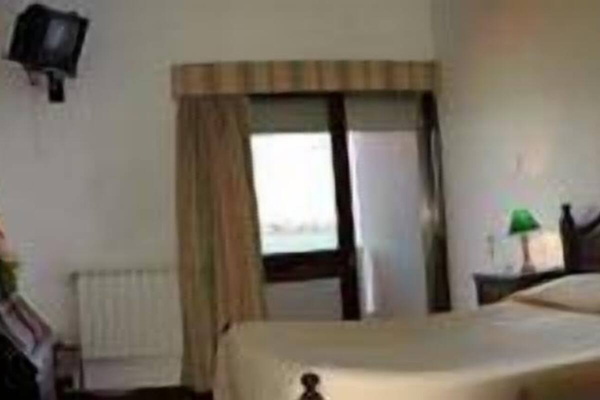 desk, laptop workspace, blackout curtains, free wifi