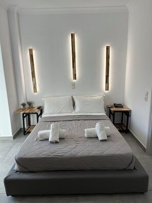Studio | In-room safe, soundproofing, bed sheets - Lucia Villas (Santorini)