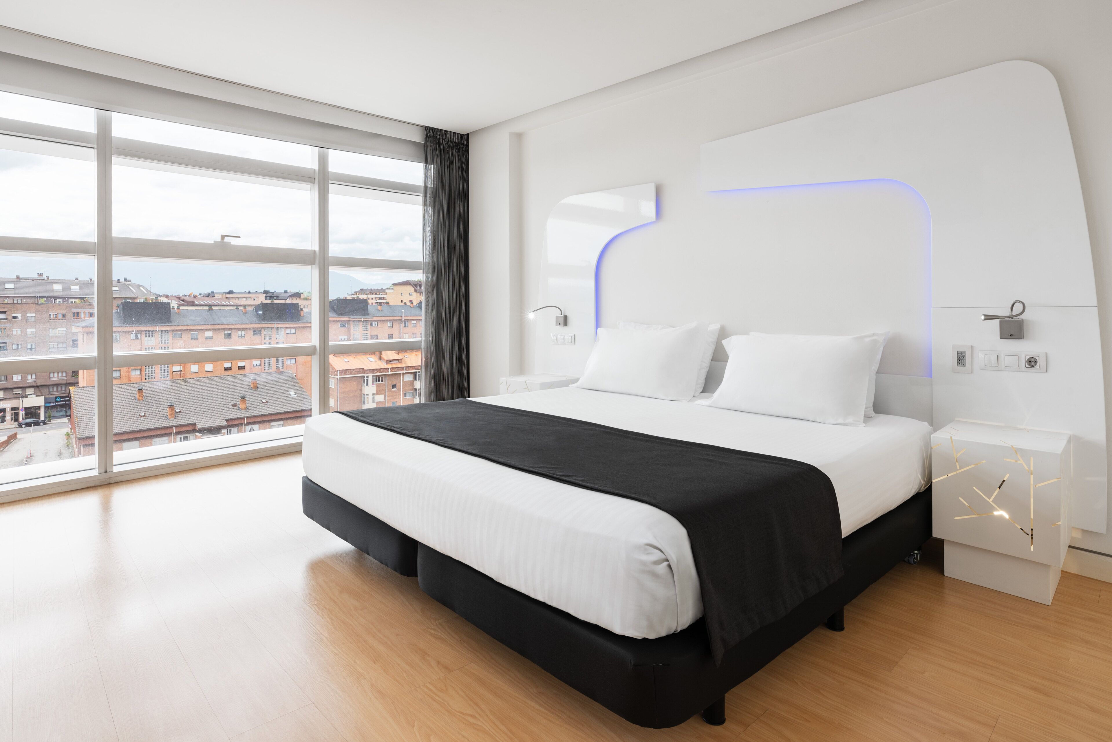 1 bedroom, minibar, in-room safe, desk