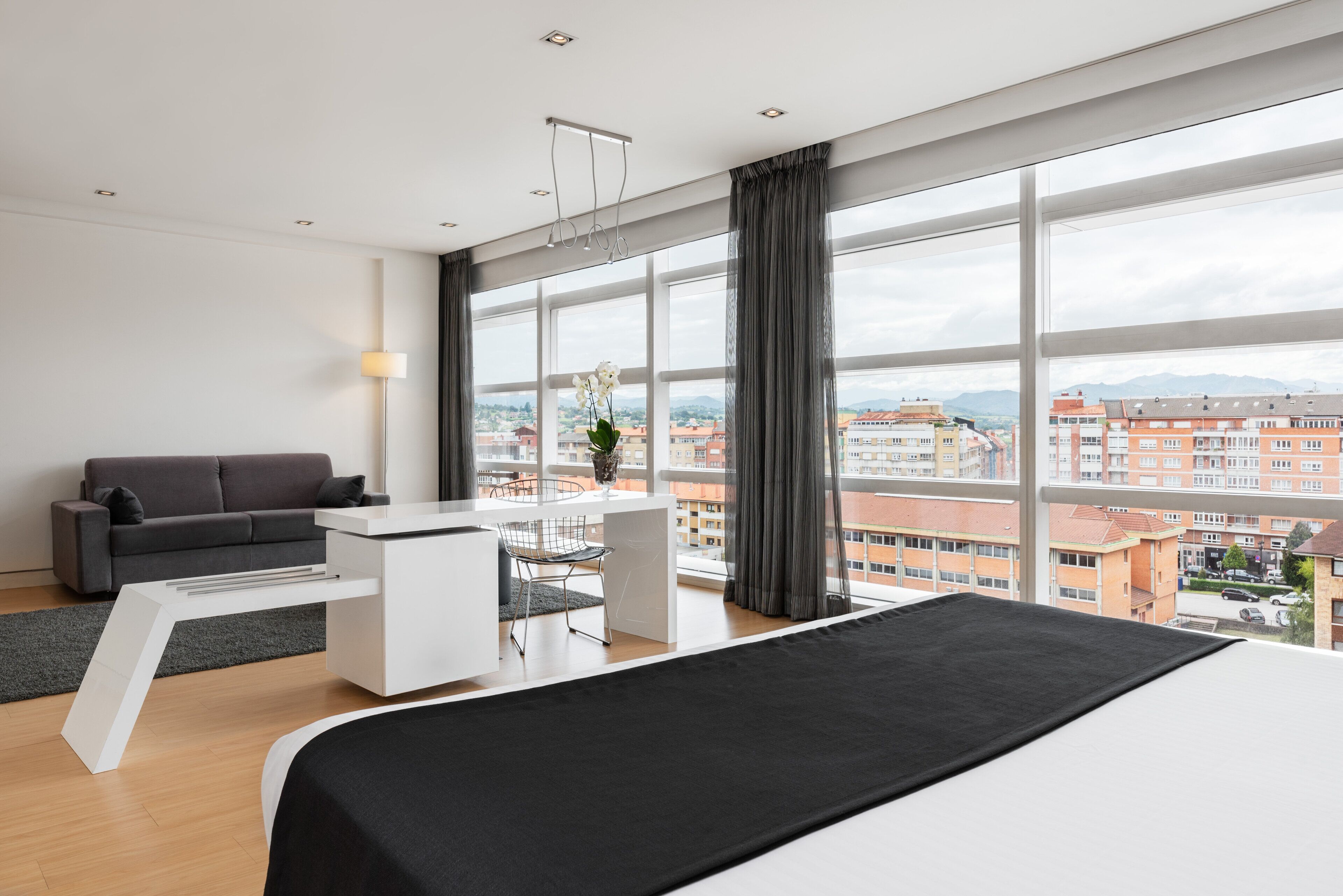 1 bedroom, minibar, in-room safe, desk