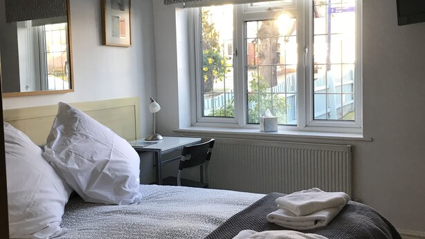 Double Room - Station Approach (Solihull)