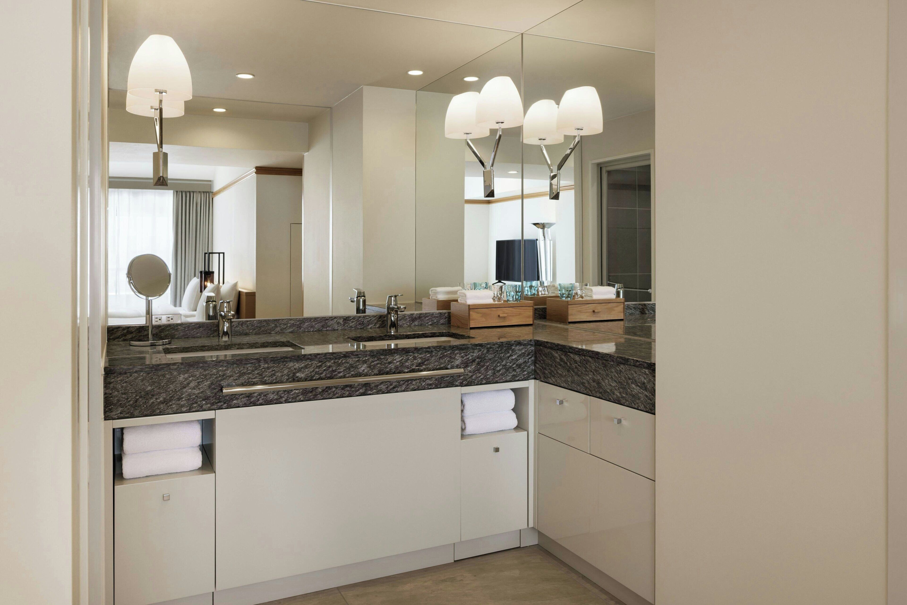 1 bedroom, hypo-allergenic bedding, down duvets, in-room safe