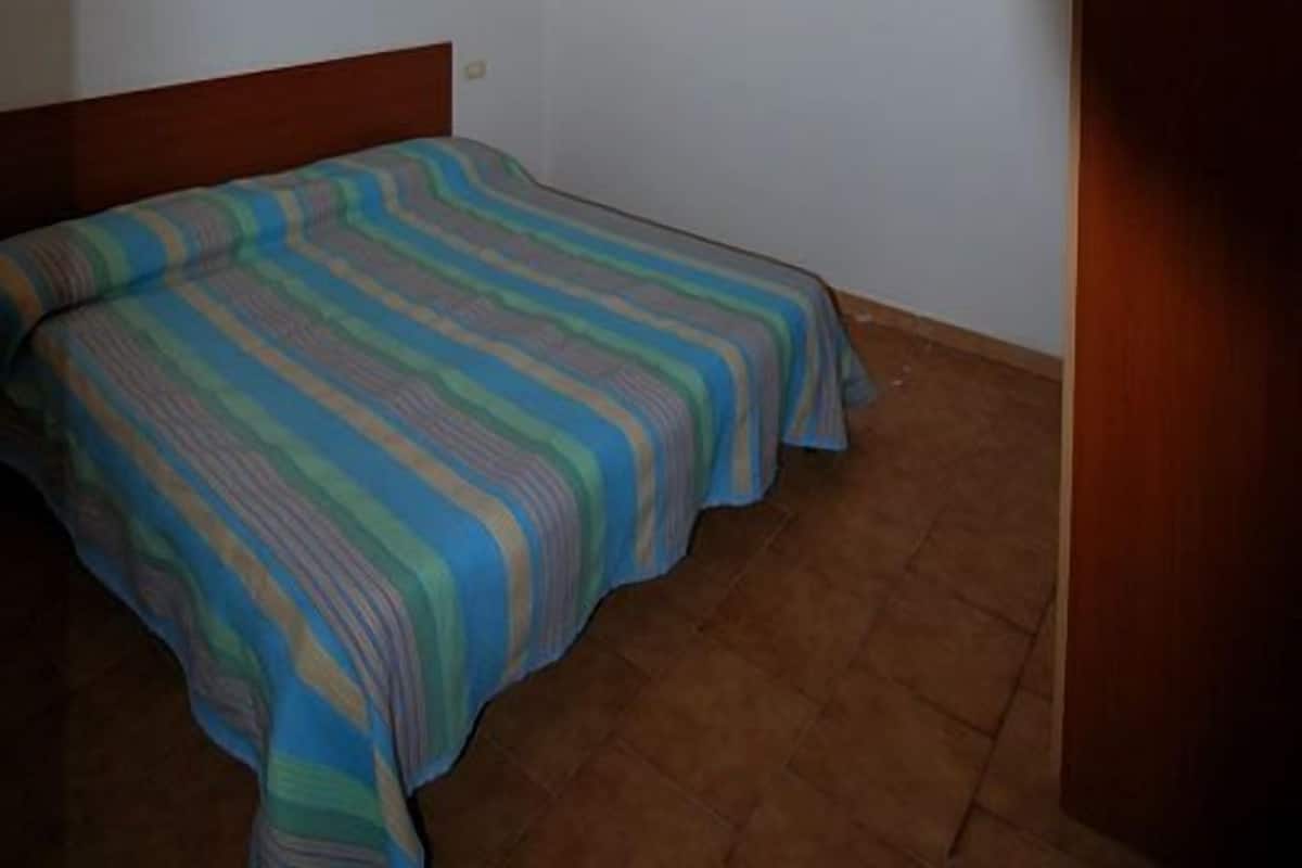 Studio | In-room safe, cribs (surcharge), rollaway beds (surcharge)