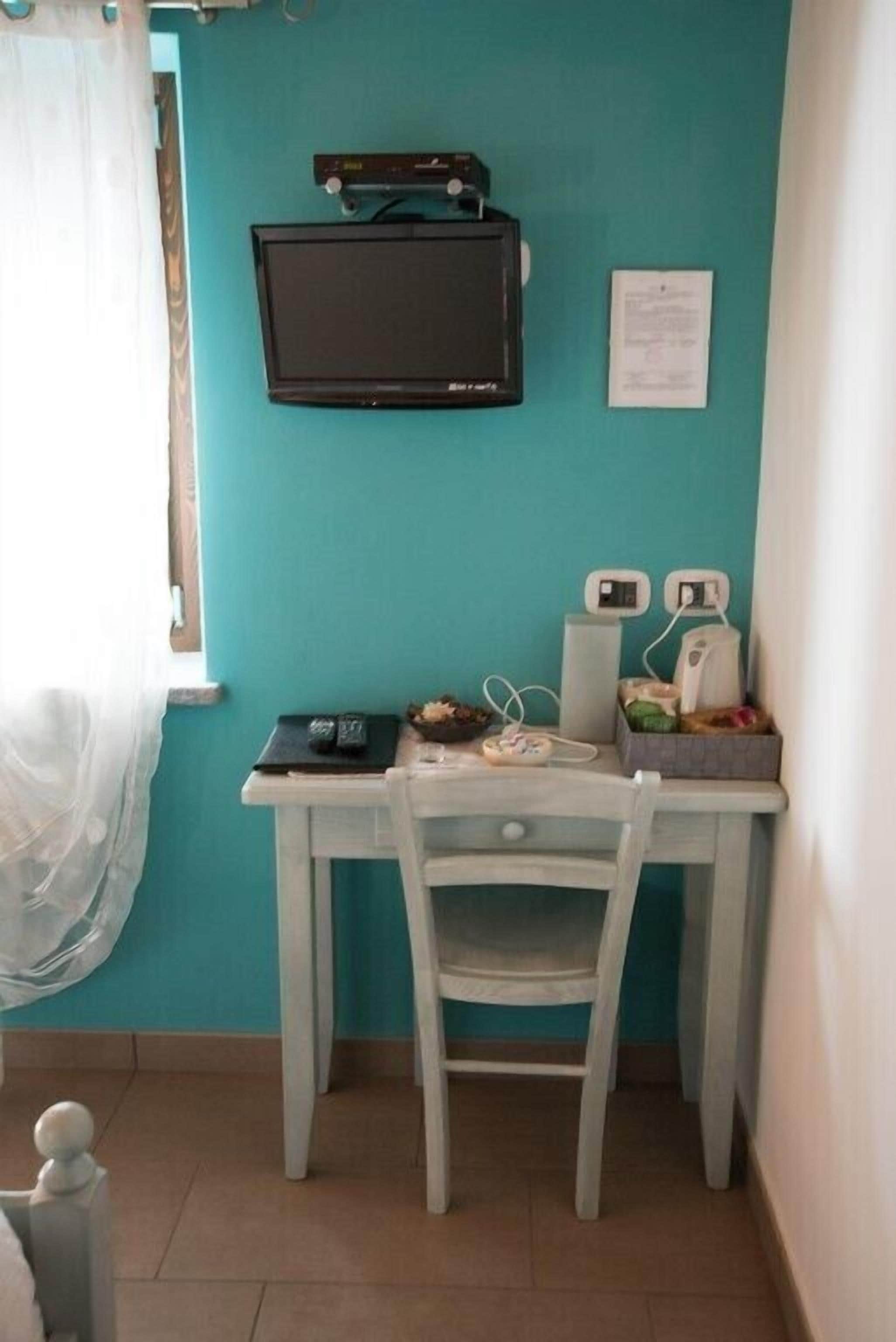 double room | 1 bedroom, down duvets, free wifi