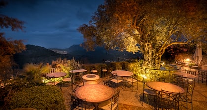 Ca's Xorc Luxury Retreat- Adults Only