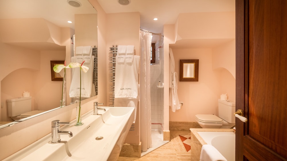 Ca's Xorc Luxury Retreat & Restaurant by null