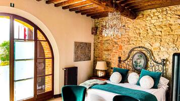 Superior Double Room, 1 Queen Bed | Minibar, in-room safe, individually decorated, individually furnished