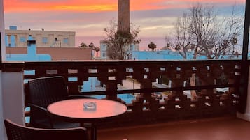 Quarto casal, terraço, vista para o mar | Terraço/pátio