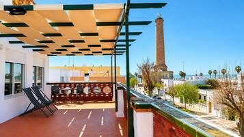 Tweepersoonskamer, terras, uitzicht op zee | Terras
