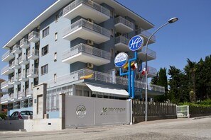 Overnatningsstedets facade