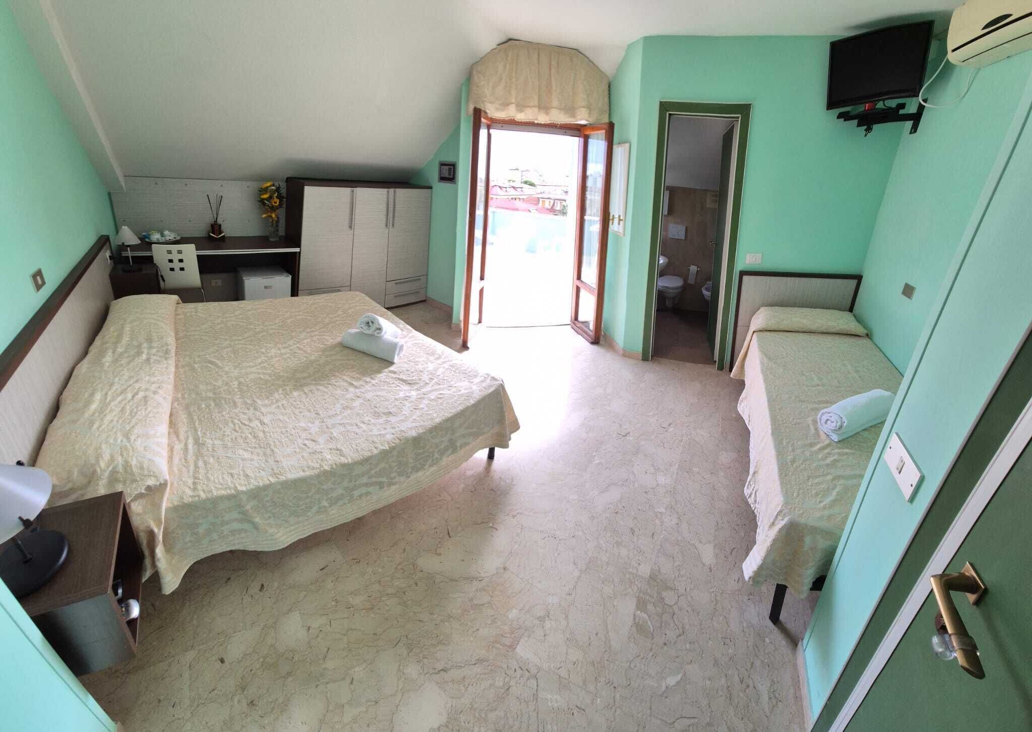 Photo - Hotel President