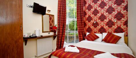 Individueel gedecoreerd, een strijkplank/strijkijzer, gratis wifi