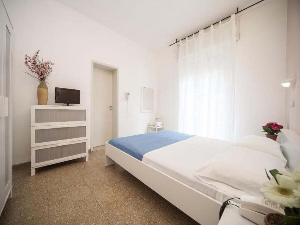 Doppelzimmer, Balkon | Zimmersafe, Schreibtisch, kostenloses WLAN, Bettwäsche