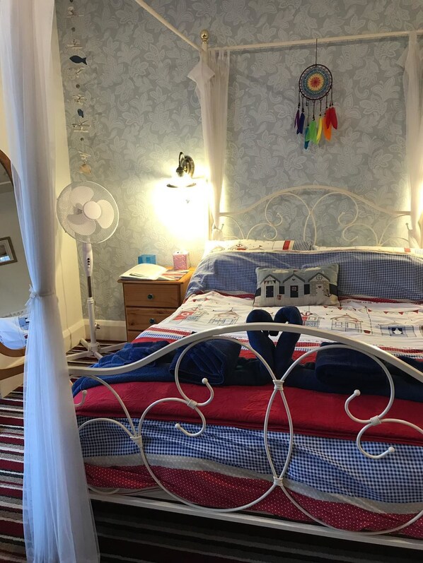 Dobbeltrom (Four Poster Bed) | Wi-fi (inkludert) og sengetøy