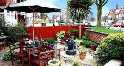 Lyndsay Guest House