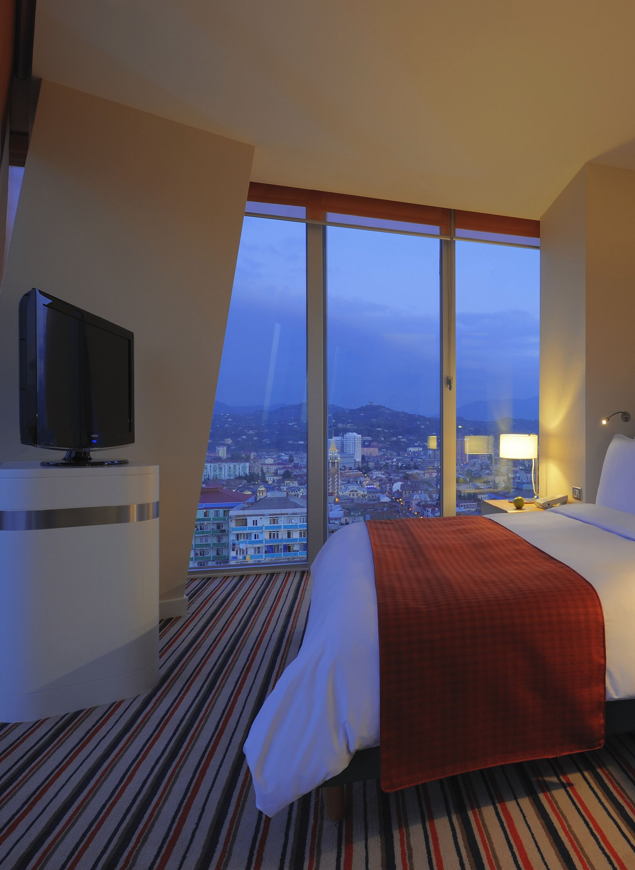 suite, sea view (spa) | minibar, in-room safe, desk, laptop workspace