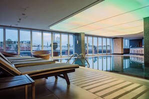 Parihoitohuone(ita), sauna, poreallas, turkkilainen sauna