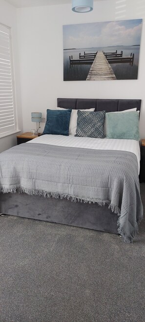 Habitación familiar (1st Floor) | Ropa de cama de alta calidad y colchones viscoelásticos