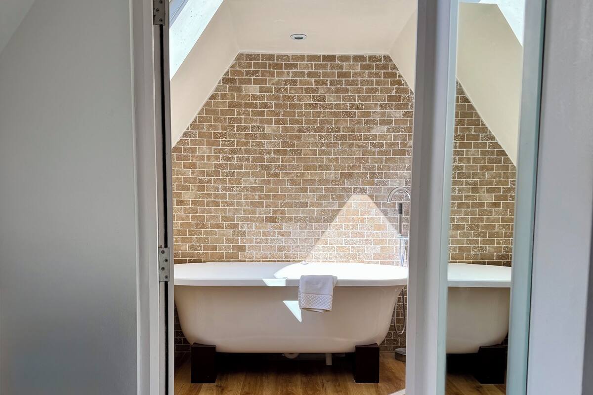 Habitación doble, baño en la habitación | Wifi gratis